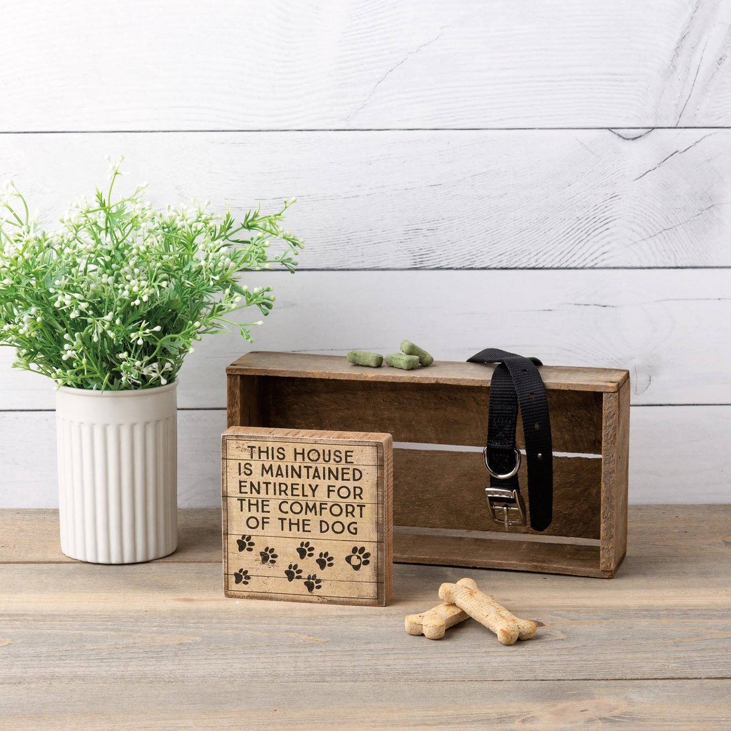 Block Sign - "Comfort of the Dog"