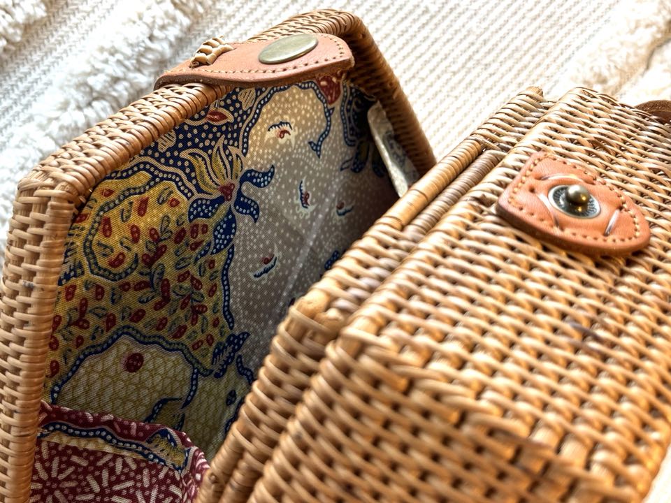 Rattan Purse - Hexagonal